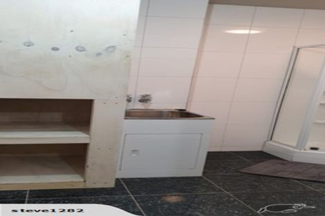 Photo of property in 52 Stokes Valley Road, Stokes Valley, Lower Hutt, 5019