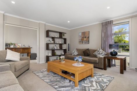 Photo of property in 16 Tranquil Grove, Omokoroa, 3114