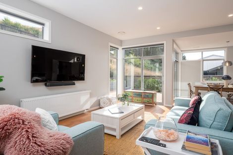 Photo of property in 12 Morepork Way, Arthurs Point, Queenstown, 9371