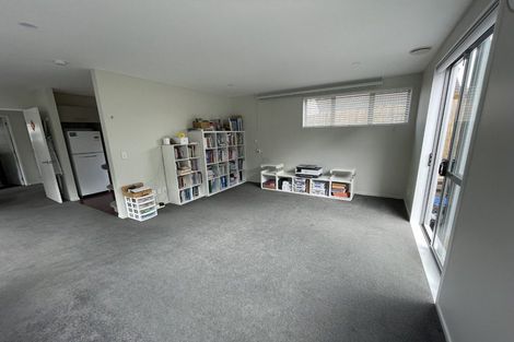 Photo of property in 14b Bracken Road, Newlands, Wellington, 6037