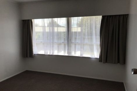 Photo of property in 2/25 Wellington Street, Papakura, 2110