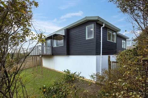Photo of property in 1/12 Sunnyfield Crescent, Glenfield, Auckland, 0629