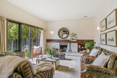 Photo of property in 275 Karori Road, Karori, Wellington, 6012