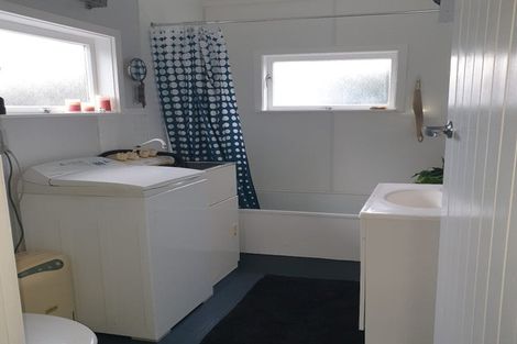 Photo of property in 1a Campbell Street, Waiuku, 2123