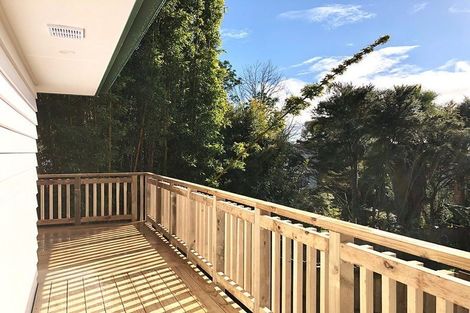 Photo of property in 42 Elliston Crescent, Stanmore Bay, Whangaparaoa, 0932