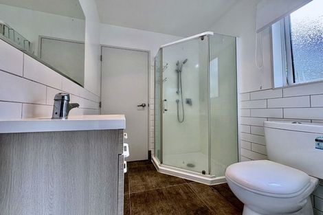 Photo of property in 109 Cascades Road, Pakuranga Heights, Auckland, 2010