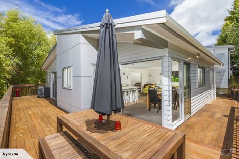 Photo of property in 22a Reynolds Place, Torbay, Auckland, 0630