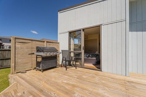 Photo of property in 15 Marlin Street, Whitianga, 3510