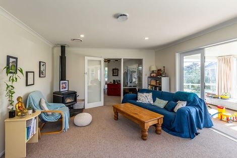 Photo of property in 28 Warren Crescent, Hillmorton, Christchurch, 8025