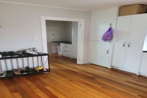 Photo of property in 1/72 Gloucester Road, Manurewa, Auckland, 2102