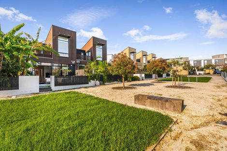 Photo of property in 12 Cochrane Road, Hobsonville, Auckland, 0616