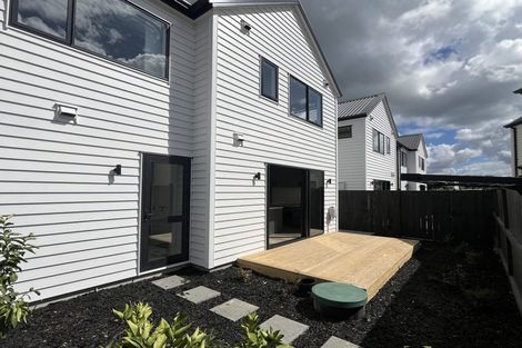 Photo of property in 6 Babos Avenue, Kumeu, 0810