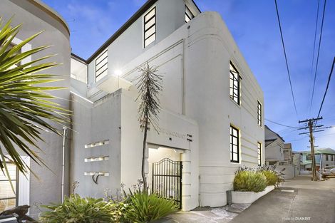 Photo of property in Nissen Court, 11g Hawker Street, Mount Victoria, Wellington, 6011