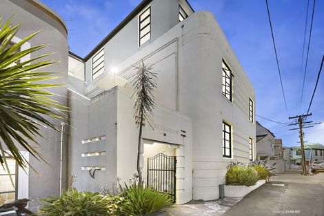 Photo of property in Nissen Court, 11g Hawker Street, Mount Victoria, Wellington, 6011