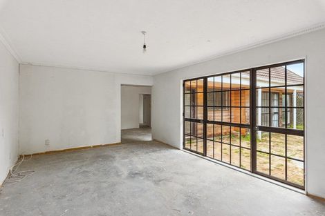 Photo of property in 3 Rawene Street, Waikanae, 5036