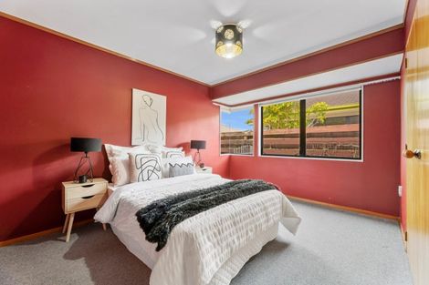 Photo of property in 16b Ngamotu Place, Mount Maunganui, 3116