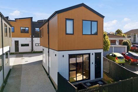 Photo of property in 6a Broadview Place, Howick, Auckland, 2014