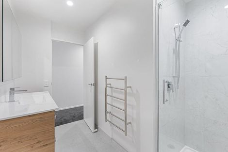 Photo of property in 8 Tuputupu Drive, Kumeu, 0810