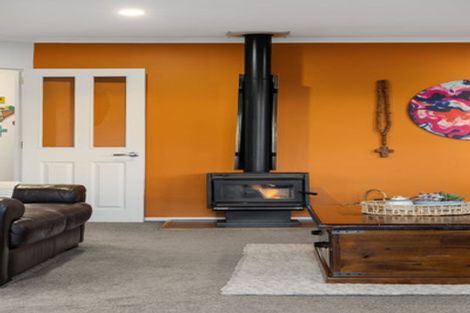 Photo of property in 17 Downing Place, Welcome Bay, Tauranga, 3112