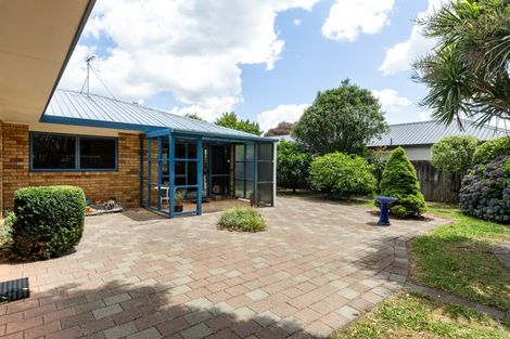 Photo of property in 22 Bouverie Crescent, Flagstaff, Hamilton, 3210