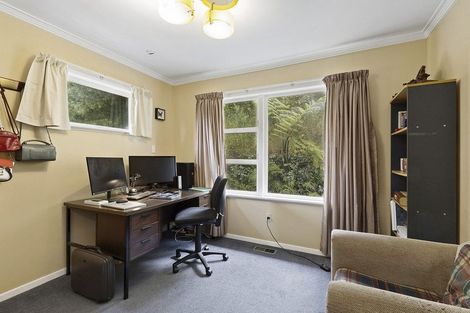 Photo of property in 25 Collier Avenue, Karori, Wellington, 6012