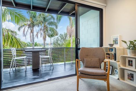 Photo of property in 3/73 Princes Street, Northcote Point, Auckland, 0627