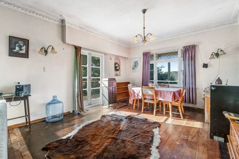 Photo of property in 2640 South Head Road, South Head, Helensville, 0874