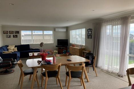 Photo of property in 56 Sentinel Avenue, Omokoroa, 3114