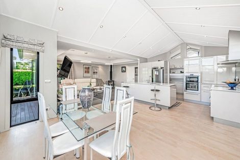 Photo of property in 1 Brinsworth Avenue, West Melton, 7618