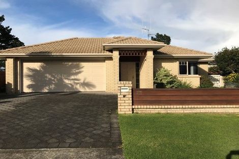 Photo of property in 37 Stableford Drive, Pyes Pa, Tauranga, 3112