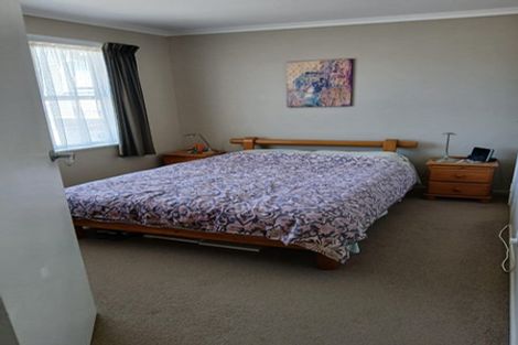 Photo of property in 12 Reiman Street, New Lynn, Auckland, 0600