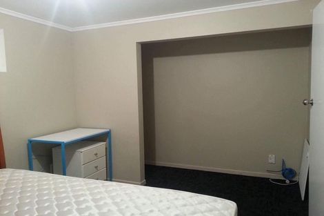 Photo of property in 10 Mirovale Place, Totara Vale, Auckland, 0629