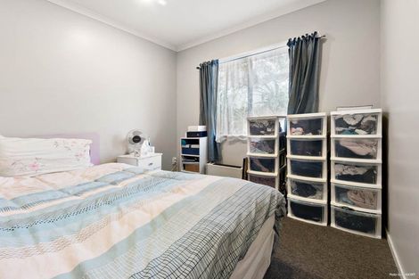 Photo of property in 9 Gallony Avenue, Massey, Auckland, 0614