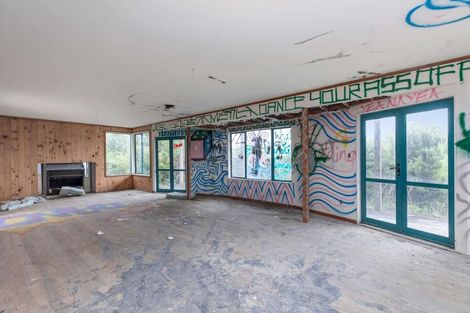 Photo of property in 112 Lone Kauri Road, Karekare, New Lynn, 0772