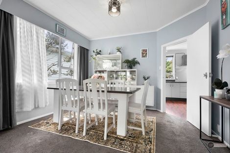 Photo of property in 8 Cedar Street, Maungaraki, Lower Hutt, 5010