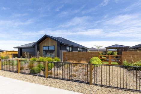 Photo of property in 37 Claremont Crescent, Amberley, 7410