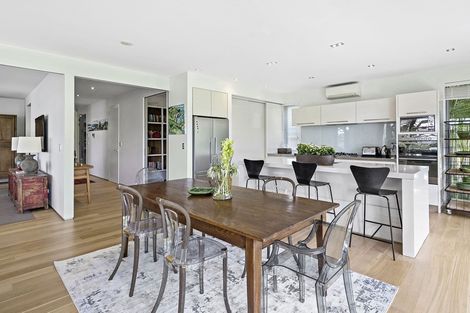 Photo of property in 8b Crown Lane, Remuera, Auckland, 1050