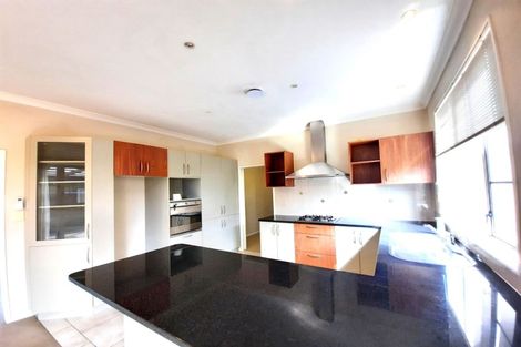 Photo of property in 69 Middlefield Drive, East Tamaki Heights, Auckland, 2016