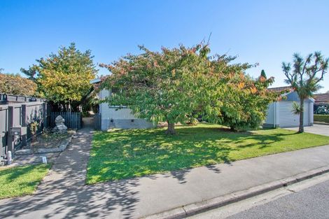 Photo of property in 29 Gibbs Drive, Woodend, 7610