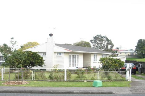 Photo of property in 107 Beaumonts Way, Manurewa, Auckland, 2102