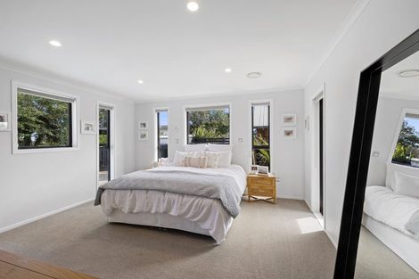 Photo of property in 304 Mangorei Road, Merrilands, New Plymouth, 4312