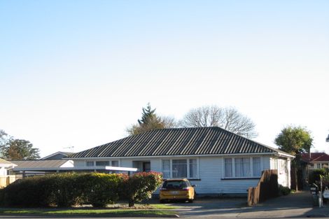 Photo of property in 2/197 Main North Road, Redwood, Christchurch, 8051