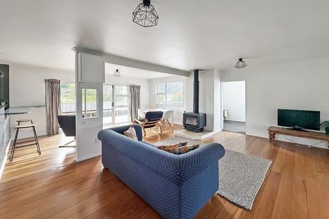 Photo of property in 79 Nash Parade, Foxton Beach, Foxton, 4815