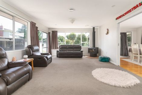 Photo of property in 30 Greendale Avenue, Avonhead, Christchurch, 8042