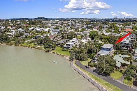 Photo of property in 1/22 Lansdowne Street, Bayswater, Auckland, 0622