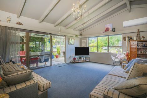 Photo of property in 10 Centennial Drive, Whitianga, 3510
