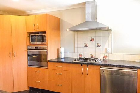 Photo of property in 60 Erlestoke Crescent, Churton Park, Wellington, 6037