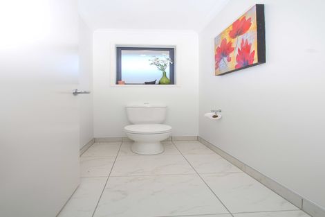 Photo of property in 22 Nellie Drive, Kumeu, 0810