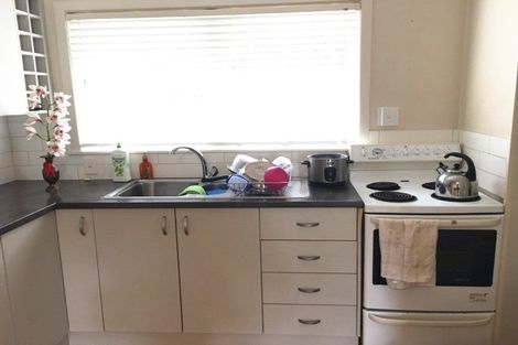 Photo of property in 2/17 Mount Carmel Place, Meadowbank, Auckland, 1072