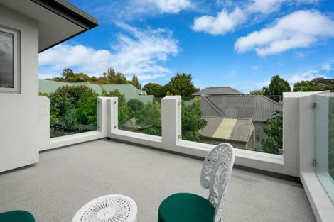 Photo of property in 4a Nutfield Lane, Cashmere, Christchurch, 8022